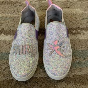 Cute sparkle slip-on ...excellent condition